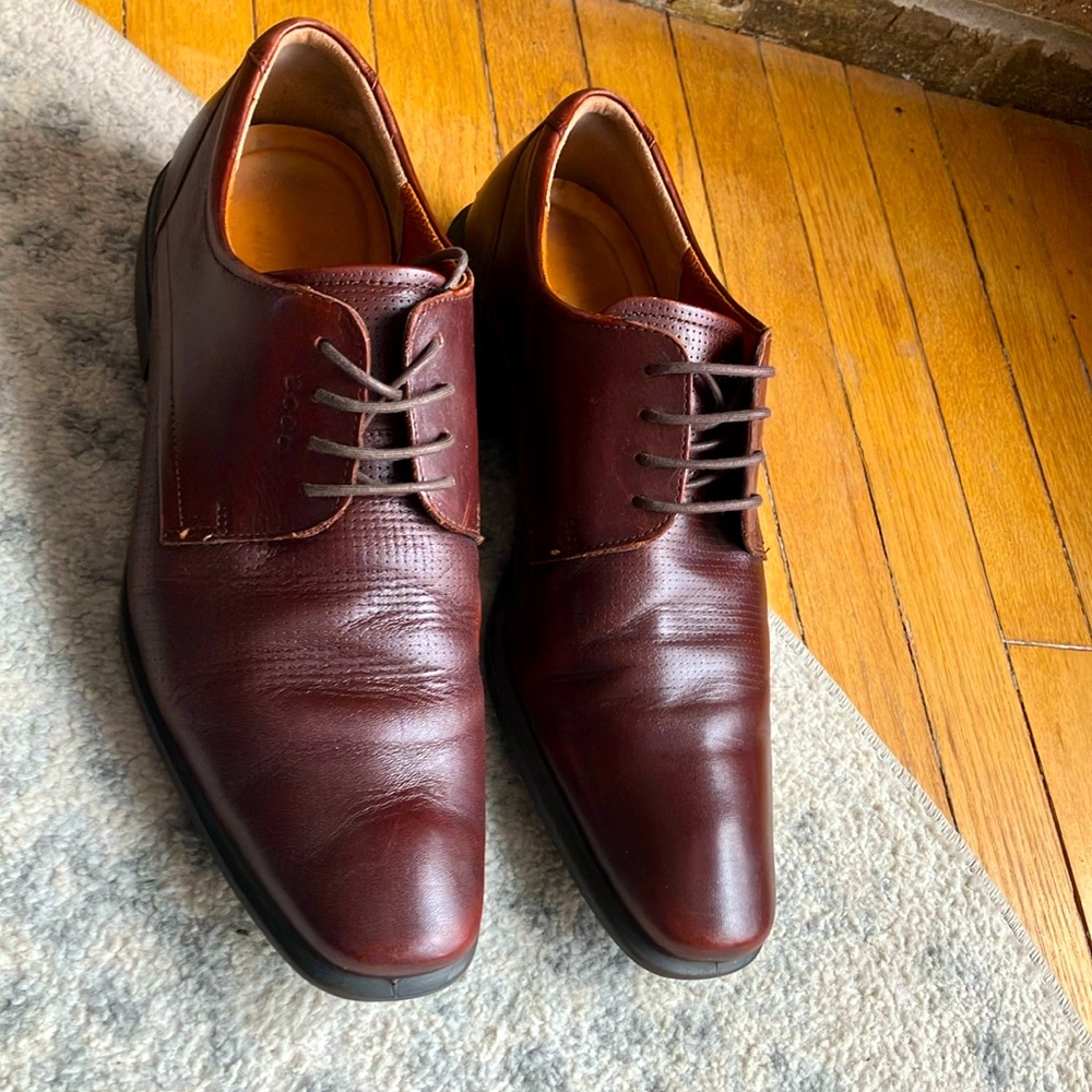 Ecco Brown Dress Shoes